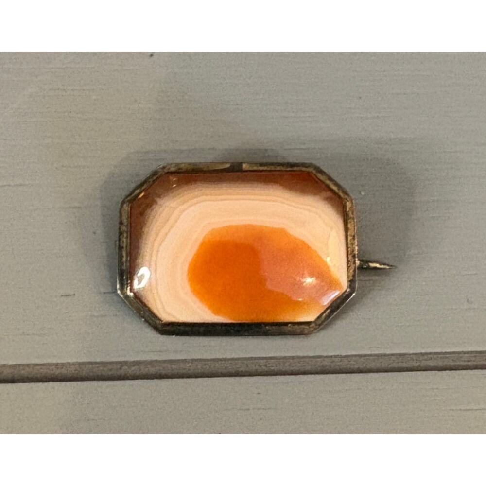 Antique Scottish Agate Brooch C Clasp Gold Tone Pin
